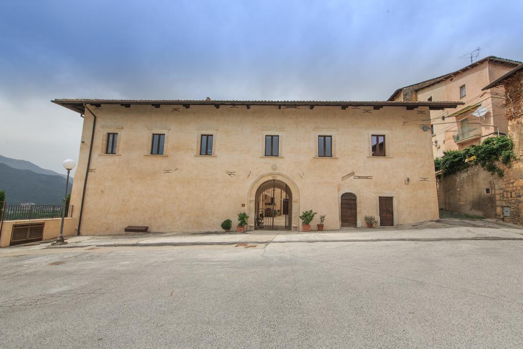 Casa Rosati Hotel Fontecchio Kültér fotó